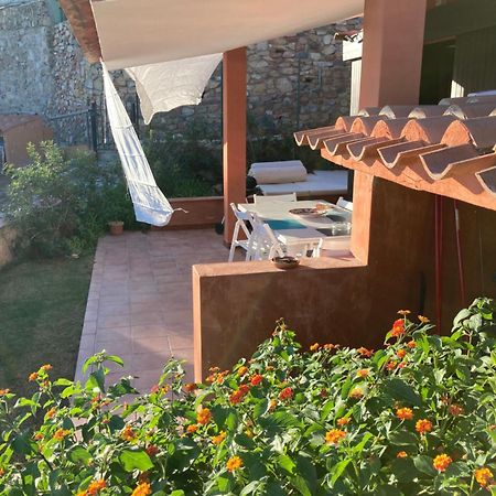 Villasimius Il Patio Sul Porto מראה חיצוני תמונה