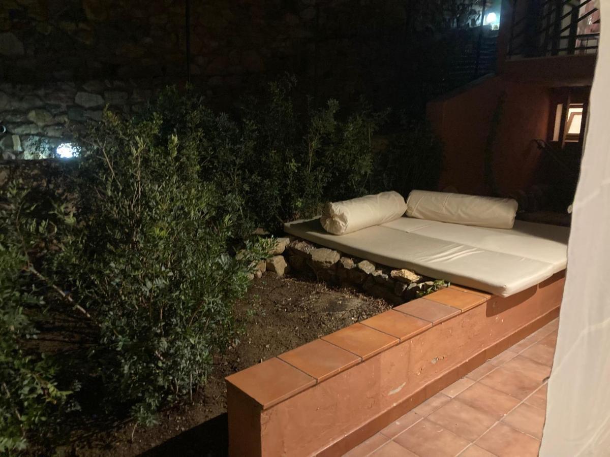 Villasimius Il Patio Sul Porto מראה חיצוני תמונה